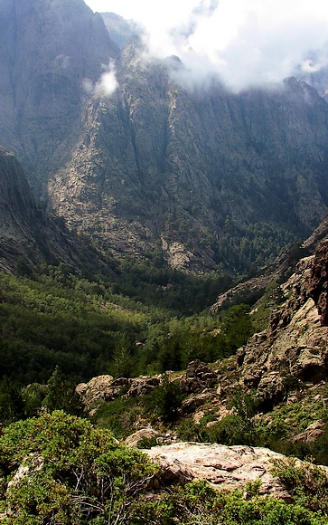 Looking toward Refuge de Carrozzu